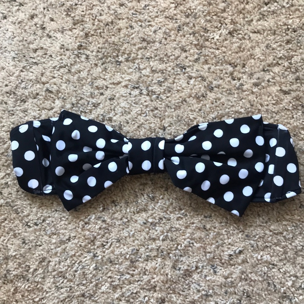 Black & white polka dot bow swimsuit top